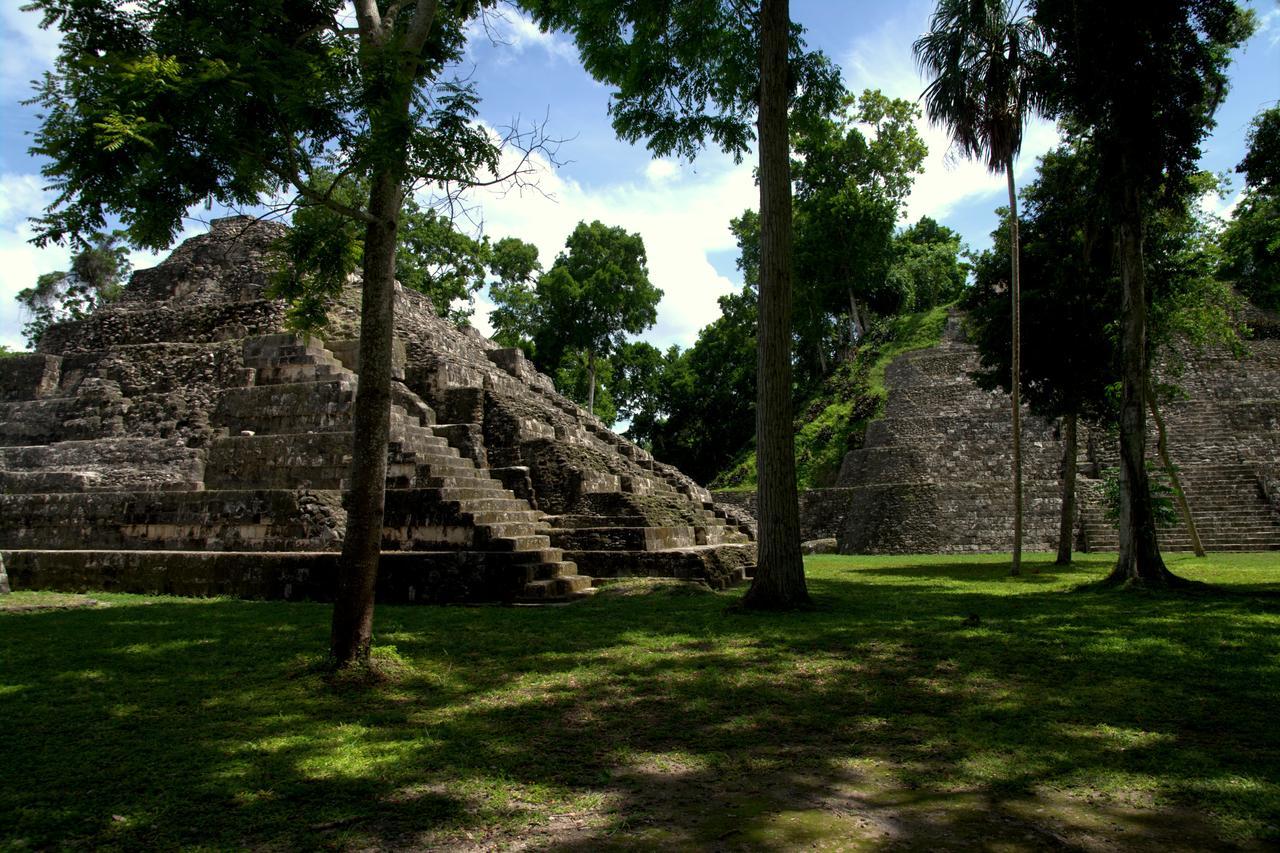 Laguna Yaxha Ecolodge El Sombrero מראה חיצוני תמונה